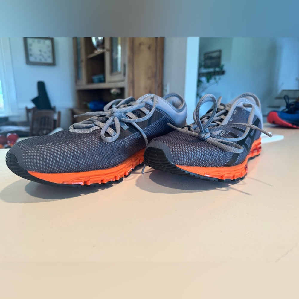 ASICS quantum 11.5 - Picture 2 of 7